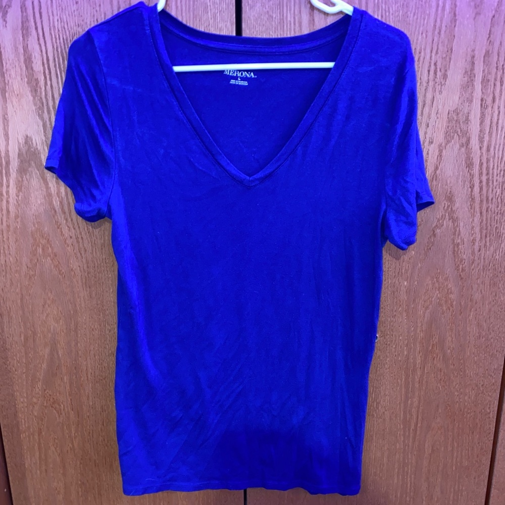 v neck